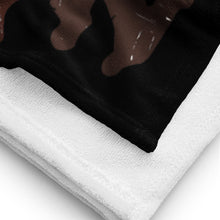 Load image into Gallery viewer, Melanin Lips Towel - In Black - Fast UK Delivery